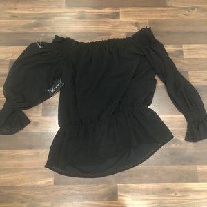 Women’s International Concepts black top. XL. NWT.